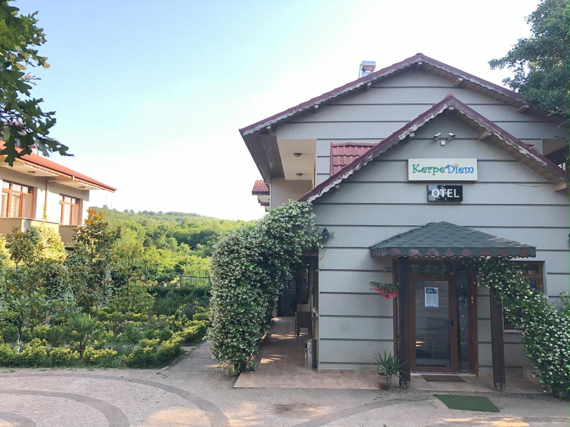 Kerpe Diem Otel Exteriér fotografie