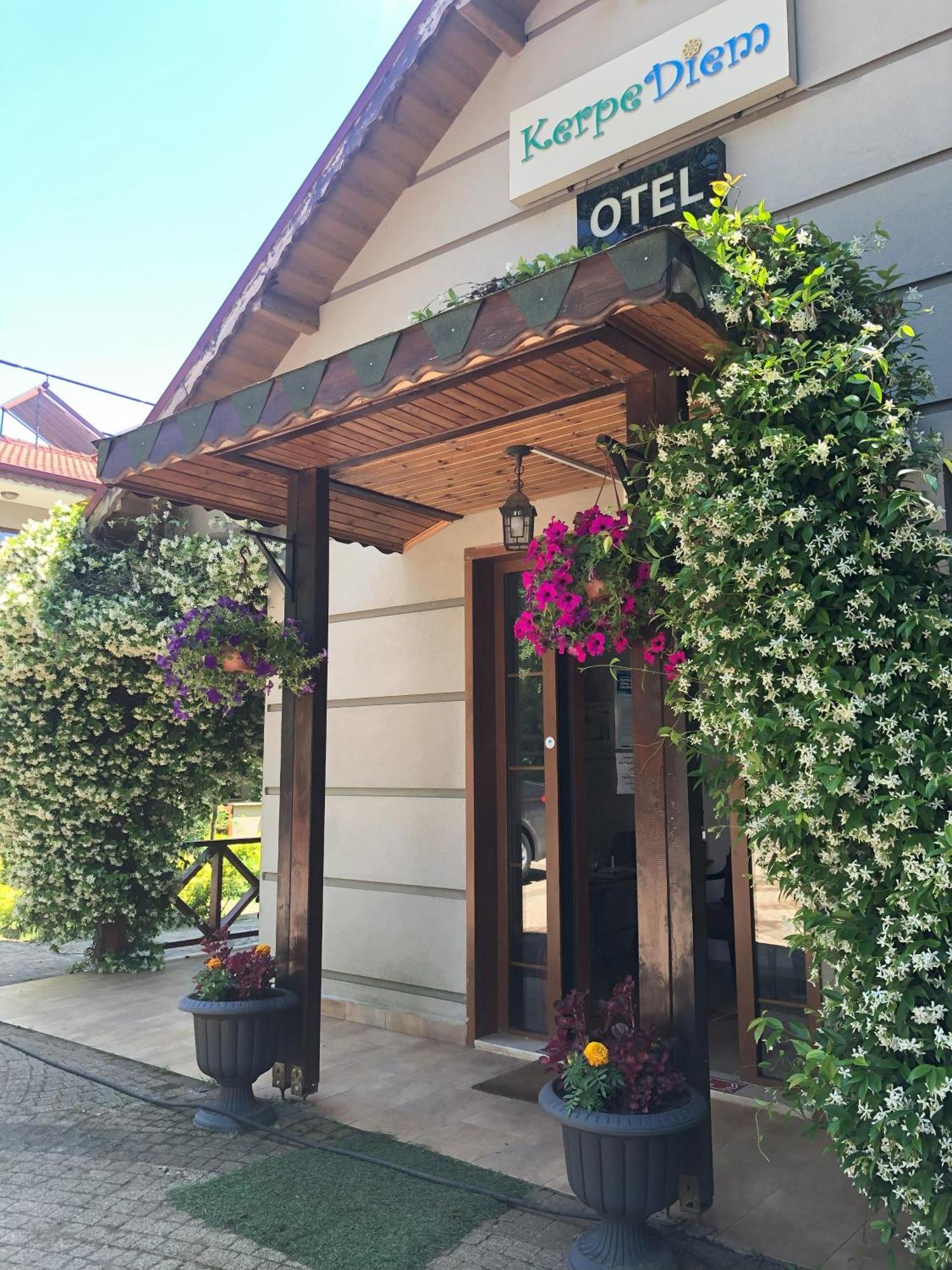 Kerpe Diem Otel Exteriér fotografie